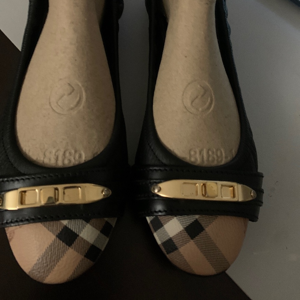 Burberry Shoes Made in Italy